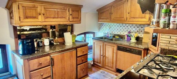 5 rooms Apartment in Todi, Italy No. 286696 10