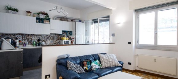 3غرفة شقة في Genoa, Italy رقم 237790 4