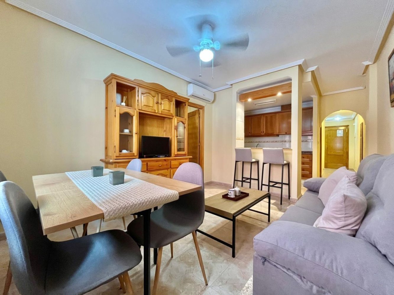 2 Schlafzimmer Wohnung in Torrevieja, Spain, Nr. 140399