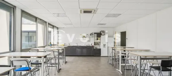 Büro in Palaiseau, France 496m², Nr. 302364 3