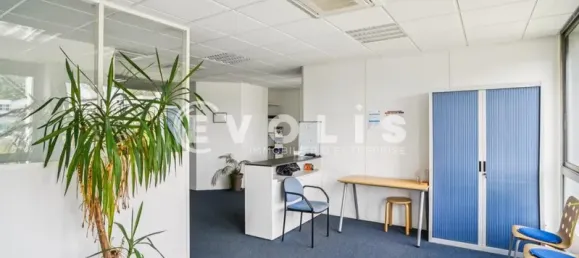 Büro in Palaiseau, France 496m², Nr. 302364 9