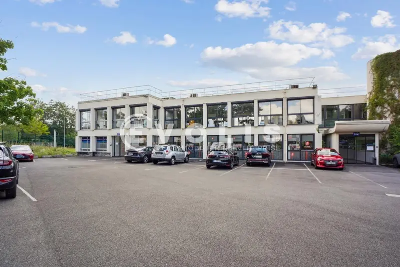 Büro in Palaiseau, France 496m², Nr. 302364