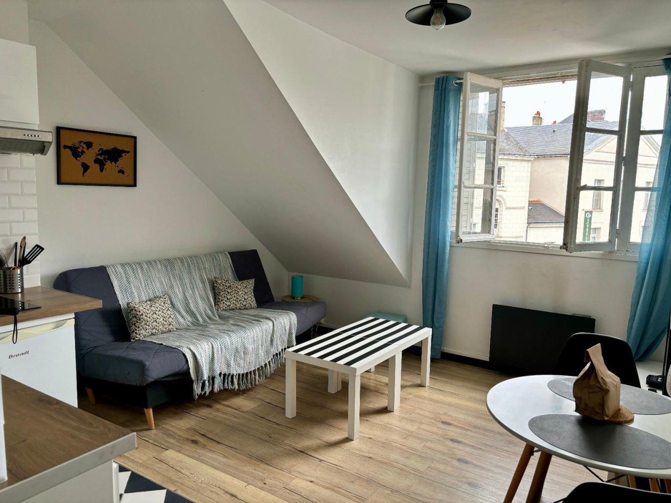 1 غرف نوم شقة في Tours, France رقم 69233