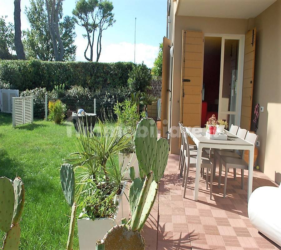 2 bedrooms House in Riccione, Italy No. 376531
