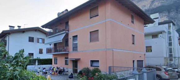 Apartamento de 4 dormitorios en Trento, Italy No. 343901 2