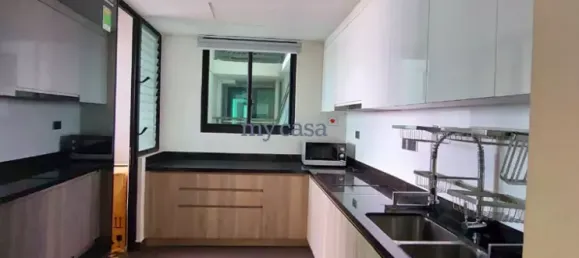 3 bedrooms Apartment in Thu Duc, Vietnam No. 8590 2