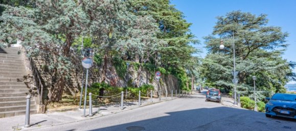 2 bedrooms Apartment in Trieste, Italy No. 310479 21