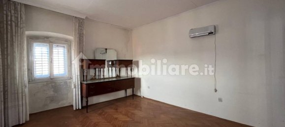 3 Schlafzimmer Wohnung in Trieste, Italy, Nr. 94779 9