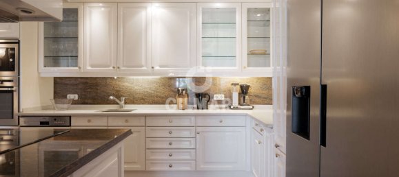 4 bedrooms Apartment in Estepona, Spain No. 182523 20