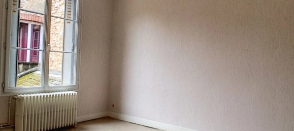 Oficina en Chatillon-Coligny, France No. 62911 17