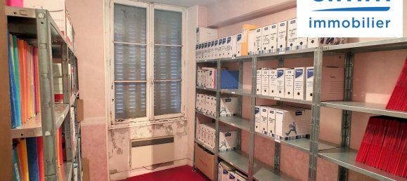 Oficina en Chatillon-Coligny, France No. 62911 8