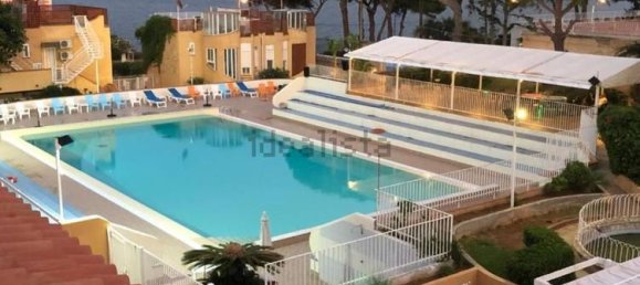 2 bedrooms Apartment in Palermo, Italy No. 125030 3