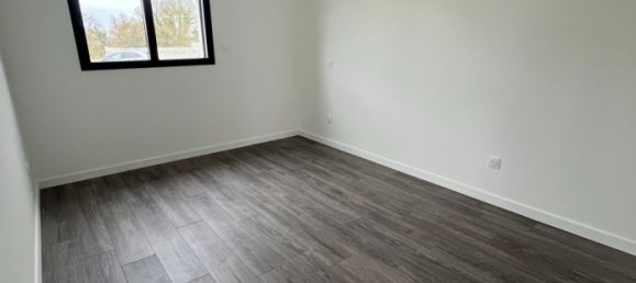 4 Schlafzimmer Haus in Le Tour-du-Parc, France, Nr. 201522 11