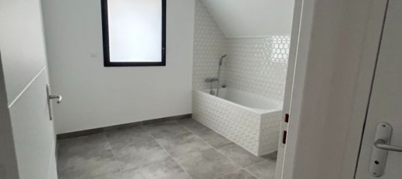 4 Schlafzimmer Haus in Le Tour-du-Parc, France, Nr. 201522 16