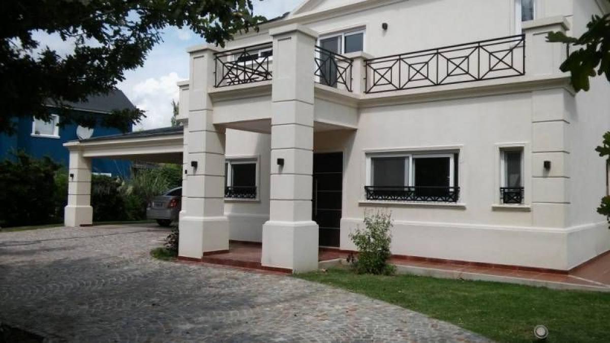 Дом с 4 спальнями в Хенераль Родригес, Аргентина № 17542