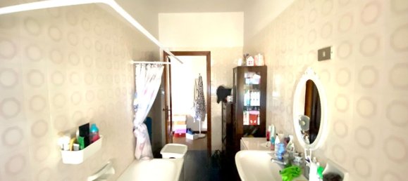 Villa de 4 dormitorios en Noceto, Italy No. 352589 30