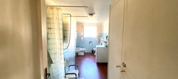 Villa de 4 dormitorios en Noceto, Italy No. 352589 49