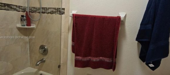 2 chambres duplex à louer à Miami, Miami-Dade, Florida, USA № 615026 5