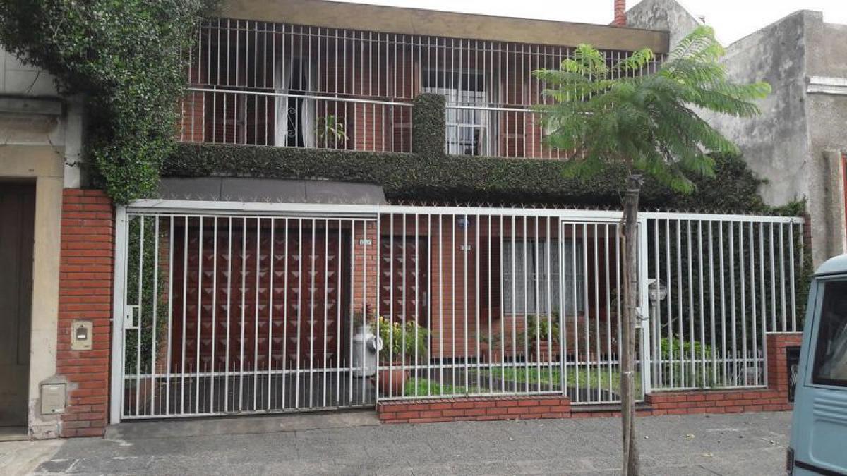 4 bedrooms House in Buenos Aires, Argentina No. 80126