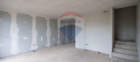 5 rooms Apartment in Castelleone di Suasa, Italy No. 2276 9