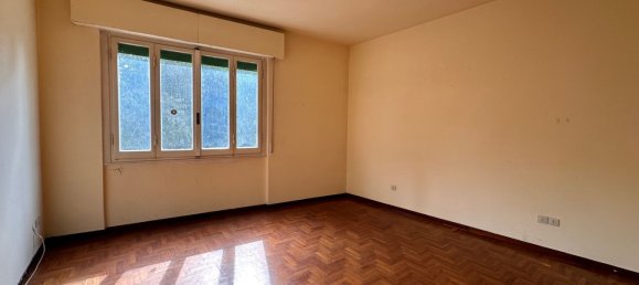 3 rooms Apartment in Florence, Italy No. 187991 19