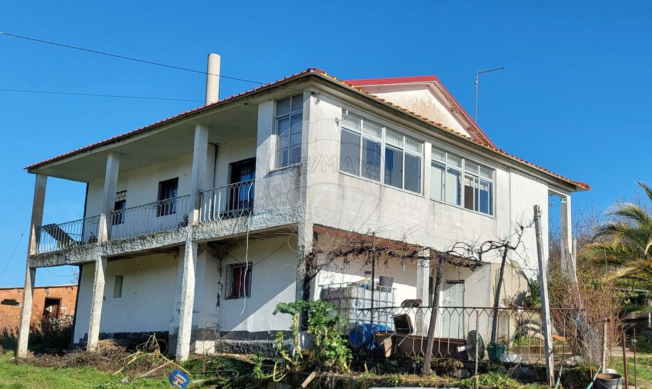 3 bedrooms House in Serapicos, Portugal No. 43928