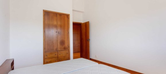 3 bedrooms Villa in Vila Nova de Gaia, Portugal No. 113909 10