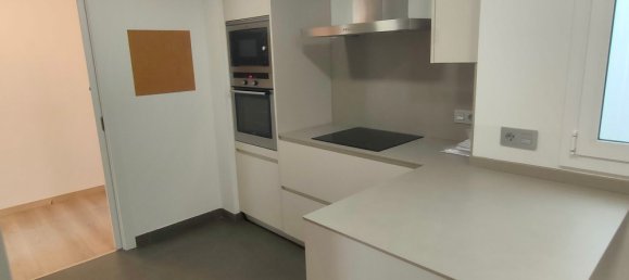 Apartamento de 3 dormitorios en Sant Cugat del Vallès, Spain No. 159026 4