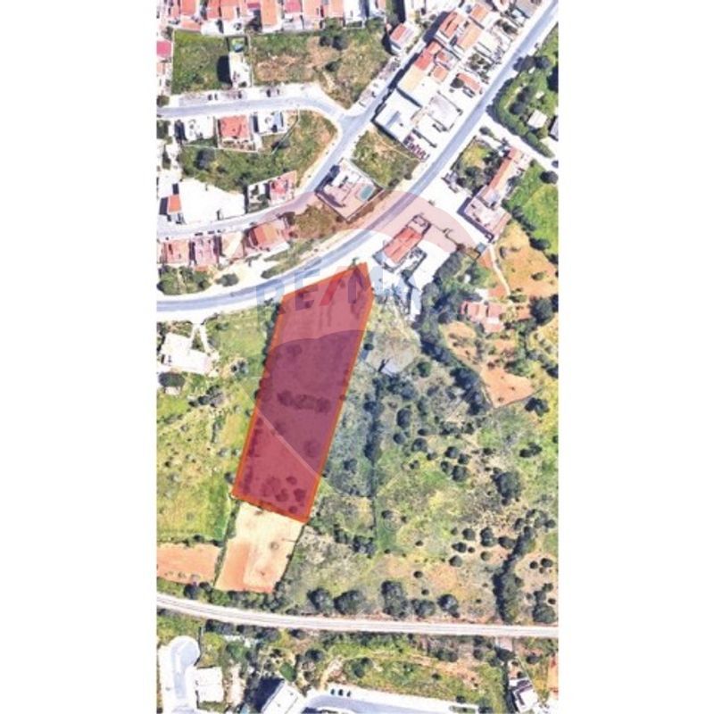  قطعة أرض في Portimao, Portugal 7460متر مربع رقم 52194