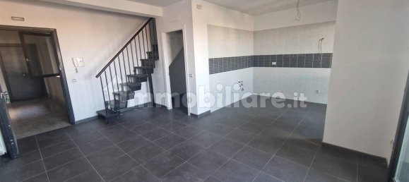 2 bedrooms Penthouse in Sesto San Giovanni, Italy No. 56311 3
