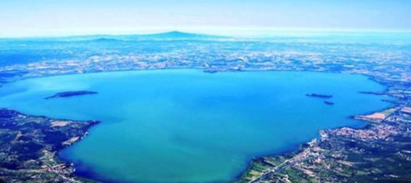 Edifício em Castiglione del Lago, Italy 50000 m² N.º 85608 8