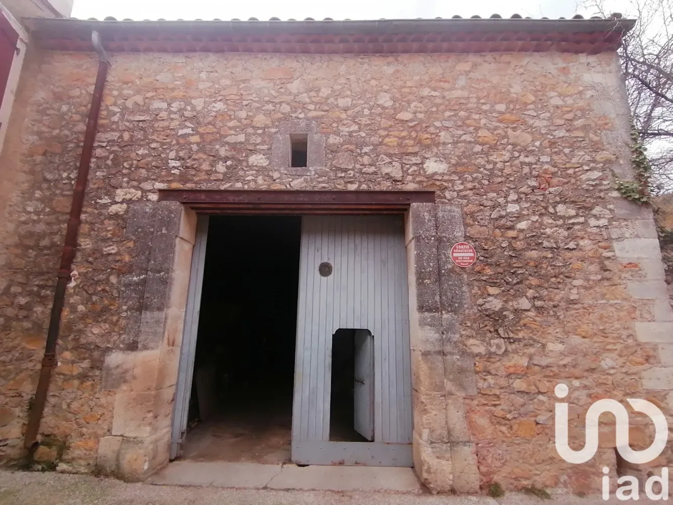 Garaje en Saint-Guiraud, France 100 m² No. 323779