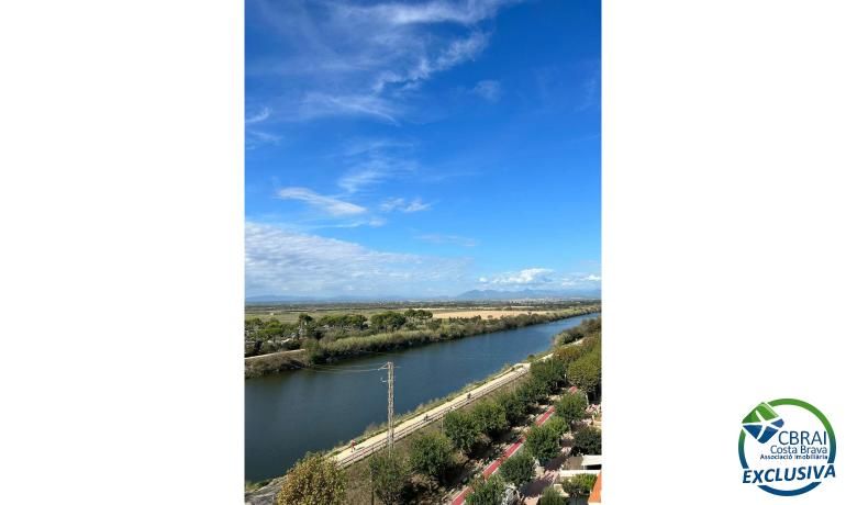 2 bedrooms Apartment in Empuriabrava, Spain No. 211382