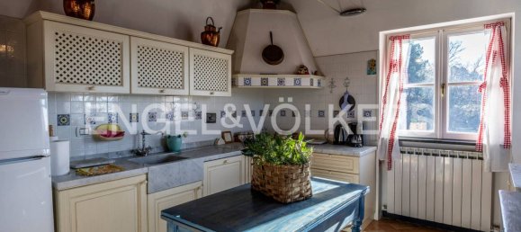 3 bedrooms Apartment in Castiglione Chiavarese, Italy No. 127813 4