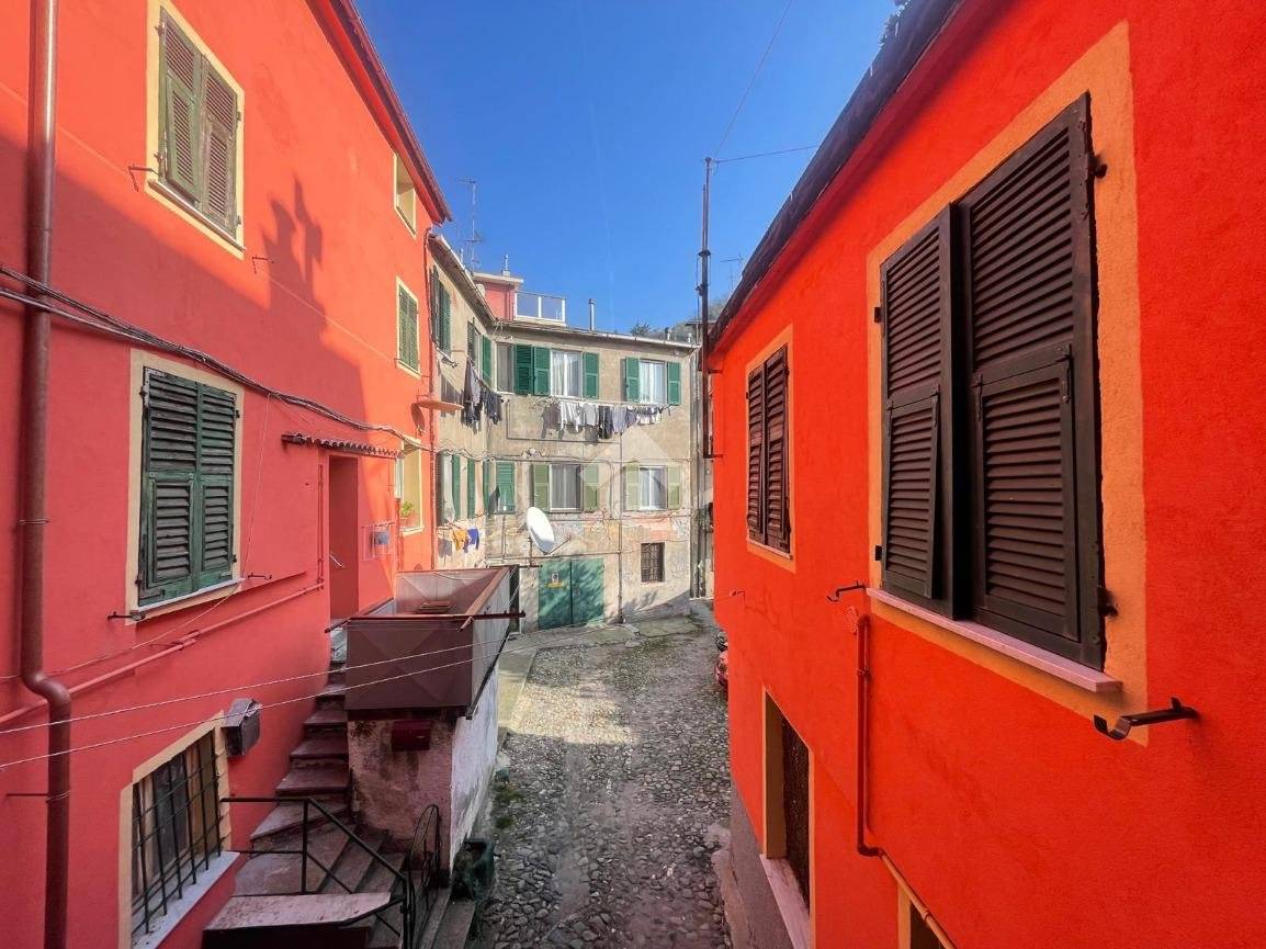 3 bedrooms Apartment in Genoa, Italy No. 173704