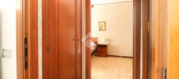 1 bedroom Apartment in Martinsicuro, Italy No. 297358 5