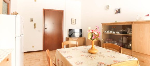 1 bedroom Apartment in Martinsicuro, Italy No. 297358 2