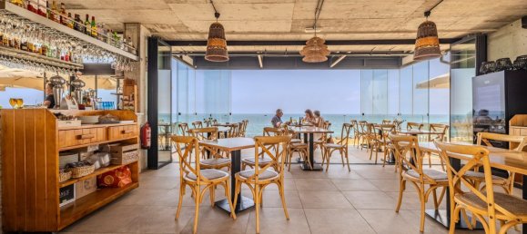 Gewerbliche Immobilie in Alicante, Spain 110m², Nr. 150702 3