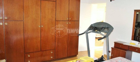 3 Schlafzimmer Wohnung in Serra San Quirico, Italy, Nr. 77396 21