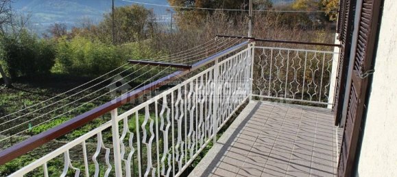 3 Schlafzimmer Wohnung in Serra San Quirico, Italy, Nr. 77396 7