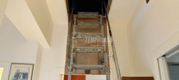 3 Schlafzimmer Wohnung in Serra San Quirico, Italy, Nr. 77396 27