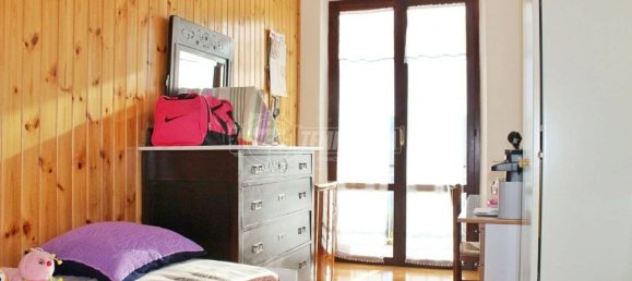 3 Schlafzimmer Wohnung in Serra San Quirico, Italy, Nr. 77396 5