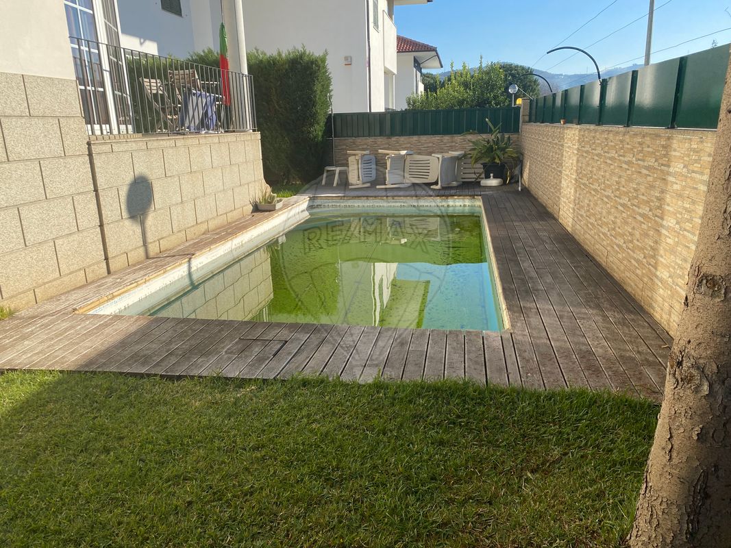 4 bedrooms House in Peso da Regua, Portugal No. 17864