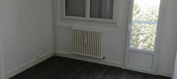 2 bedrooms Apartment in Bourg-en-Bresse, France No. 362083 6