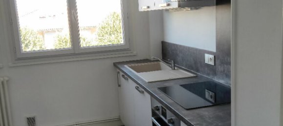 2 bedrooms Apartment in Bourg-en-Bresse, France No. 362083 4