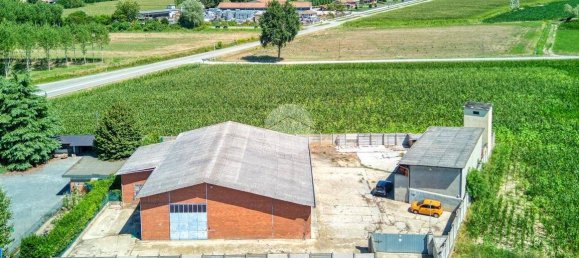 Entrepôt à Volvera, Italy 700m² No. 264973 2