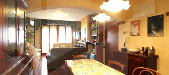 5 rooms Apartment in Calcinaia, Italy No. 27019 9