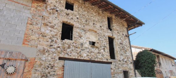 4 bedrooms House in Udine, Italy No. 119124 21