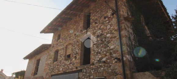 4 bedrooms House in Udine, Italy No. 119124 22