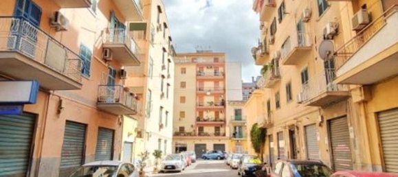 3 chambres Appartement à Palermo, Italy No. 348440 4